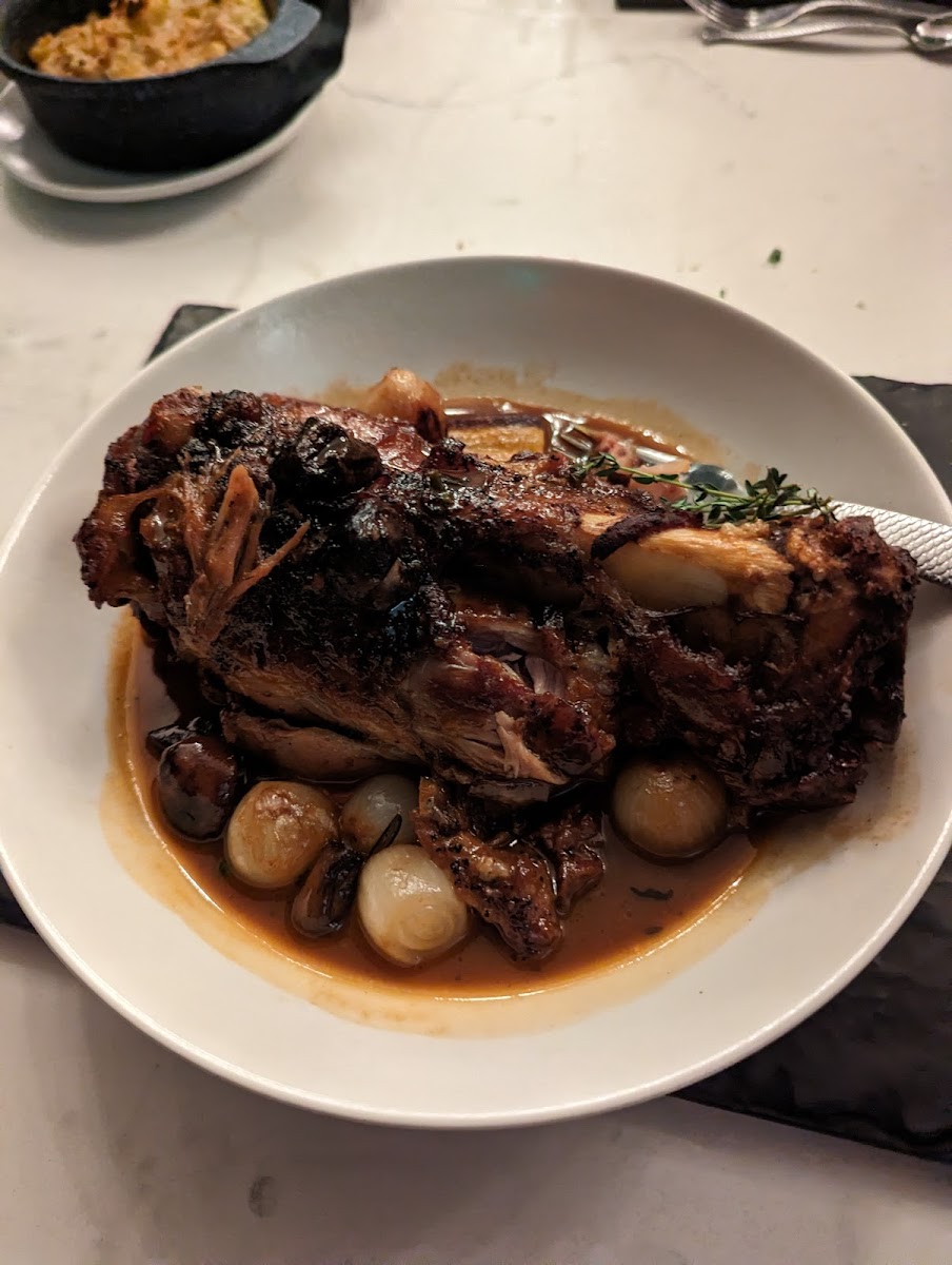 Millhouse Kitchen + Bar-6